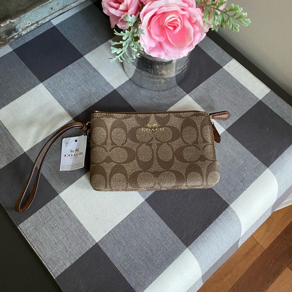 Coach Brown Double Zip top Wristlet